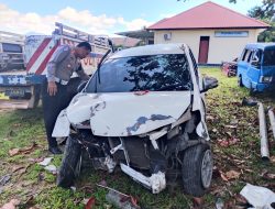 Laka Tunggal Di Halmahera Selatan: Polres Halsel Telusuri Pengemudi Mobil.