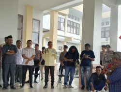 Pelantikan 4 Kades Di Halsel Tuai Polemik: DPRD Didesak Gunakan Hak Angket.