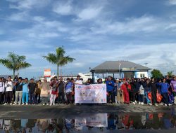 Peringatan Hari Guru Nasional, SMKN 1 Halsel Gelar Jalan Sehat & Bakti Sosial 