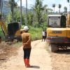 Dukung Aktivitas Ekonomi Warga, PT IMM Lakukan Perbaikan Jalan dan Saluran Air